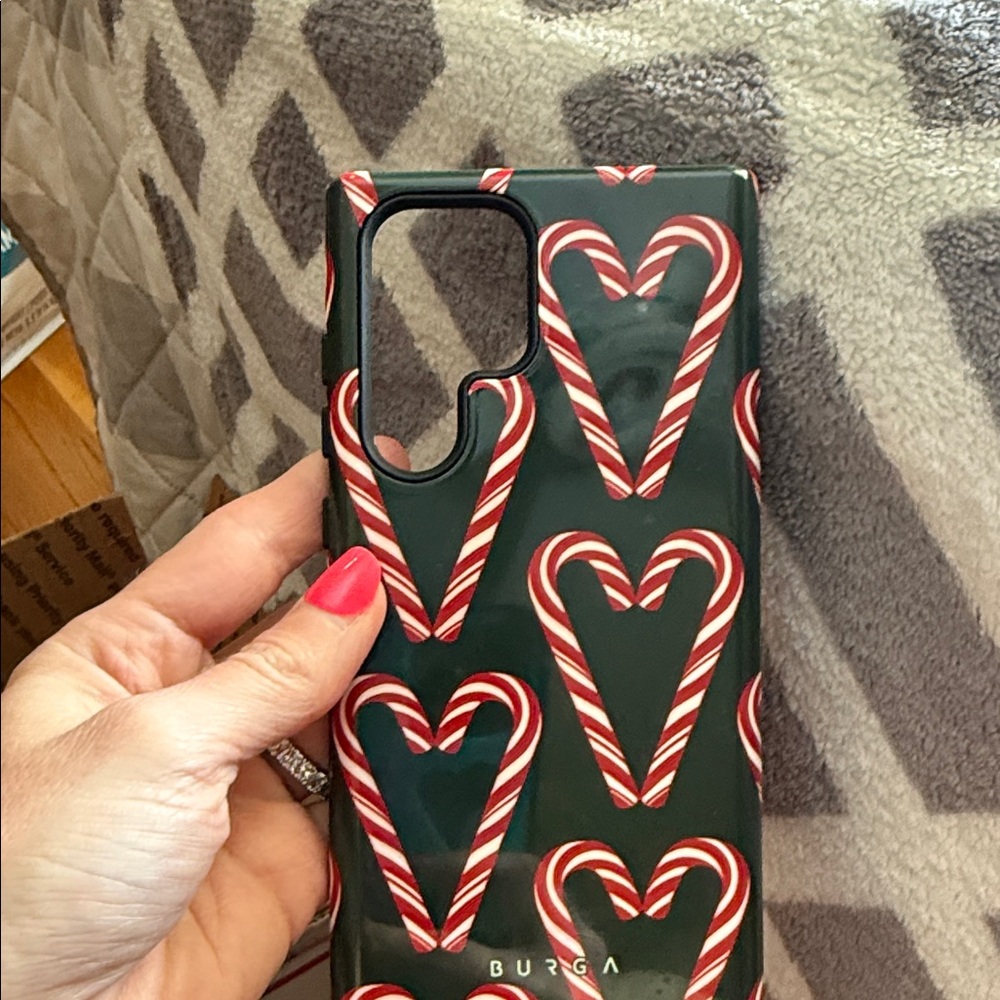 Candy Cane Heart Phone Case - Burga. Samsung S22 Ultra EUC